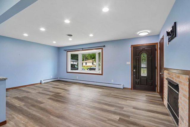 N91W17573 Saint Regis STREET, Menomonee Falls, WI 53051