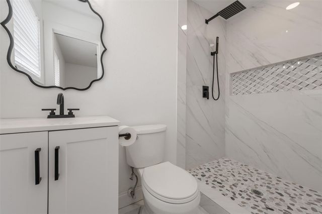 713 Sun Valley Drive, Denton, TX 76209