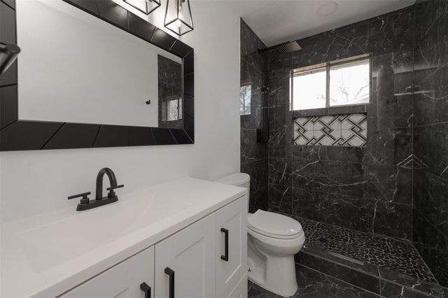 713 Sun Valley Drive, Denton, TX 76209