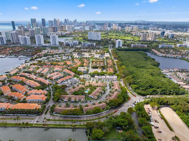 21244 Harbor Way 213-21, Aventura, FL 33180