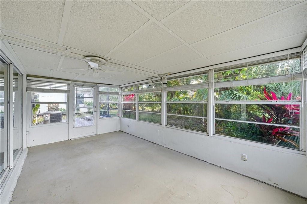 Image 16 of property listing at 2954 CURLING COURT, Palm Harbor, FL 34684