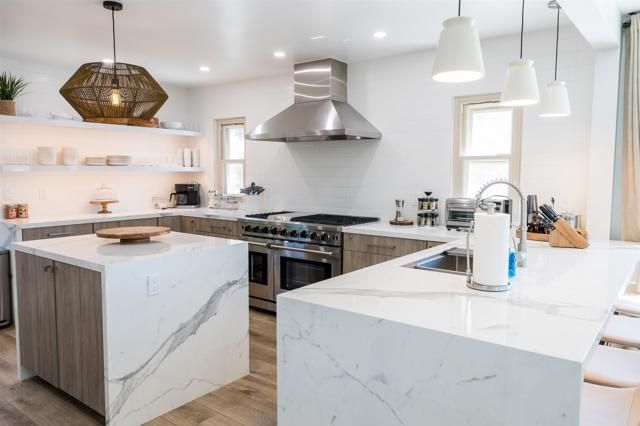 3761 Oleander Dr, San Diego, CA 92106