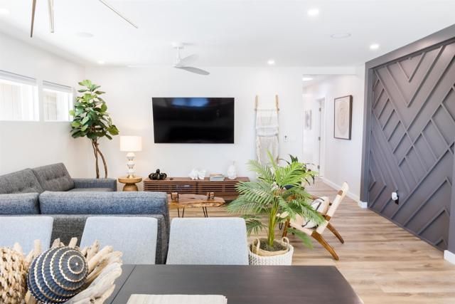 3761 Oleander Dr, San Diego, CA 92106