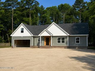 418 Neck Road, Shiloh, NC 27974
