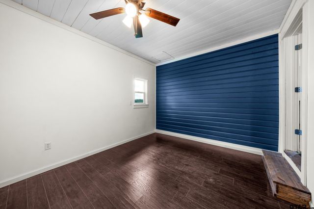 909 County Road 3055, Mt Vernon, TX 75457
