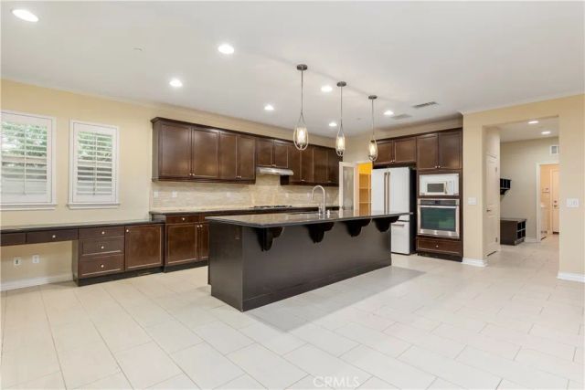 42642 Rivera Drive Drive, Temecula, CA 92592