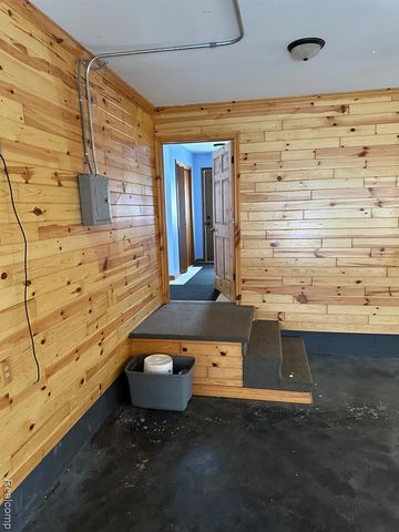 3803 Warner, Cass City, MI 48726