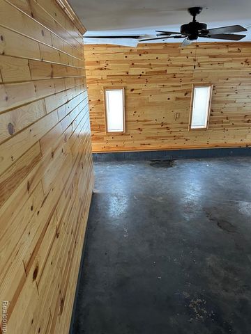 3803 Warner, Cass City, MI 48726