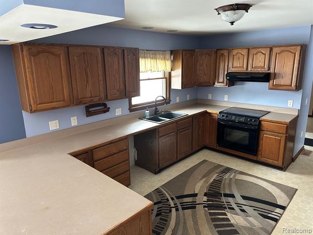 3803 Warner, Cass City, MI 48726