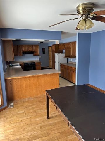 3803 Warner, Cass City, MI 48726