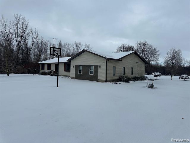 3803 Warner, Cass City, MI 48726