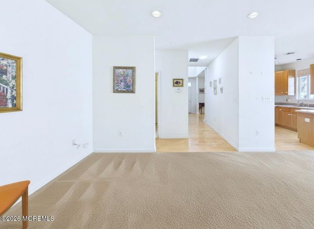 19 Appleby Drive, Helmetta, NJ 08828