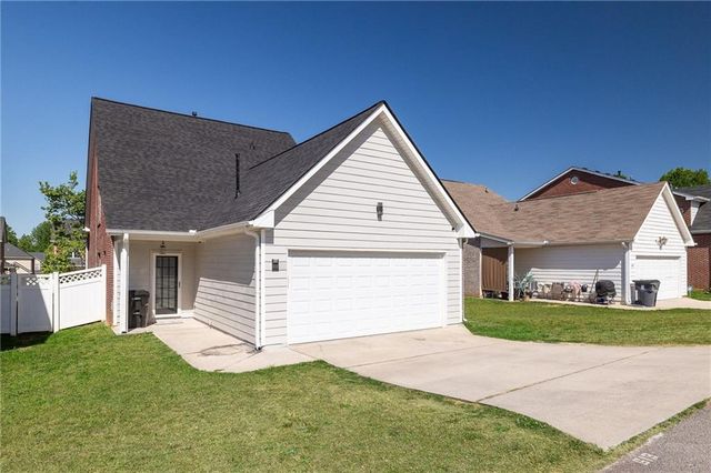 613 Armitage Way, Stockbridge, GA 30281