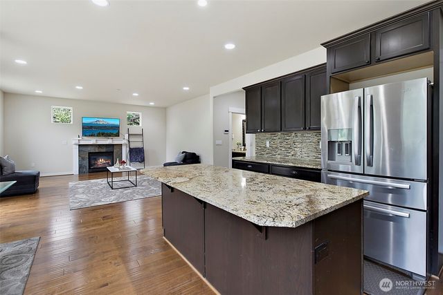 25330 128th Avenue SE, Kent, WA 98030