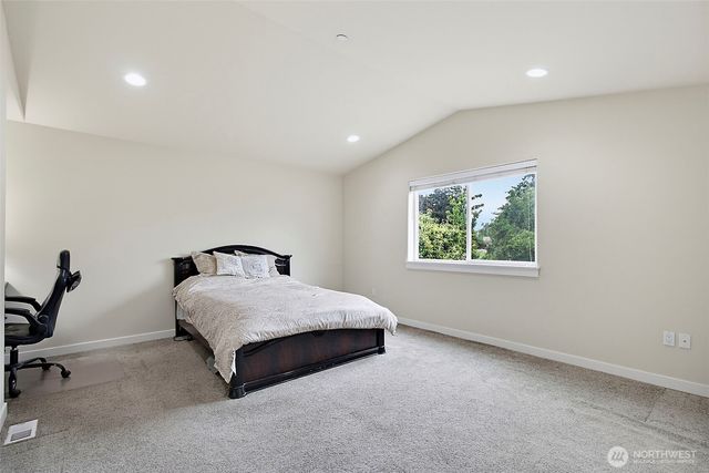25330 128th Avenue SE, Kent, WA 98030