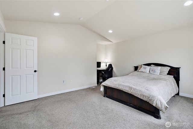 25330 128th Avenue SE, Kent, WA 98030