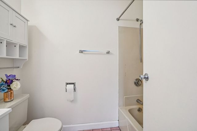 35 Desmoines Road 209, Quincy, MA 02169