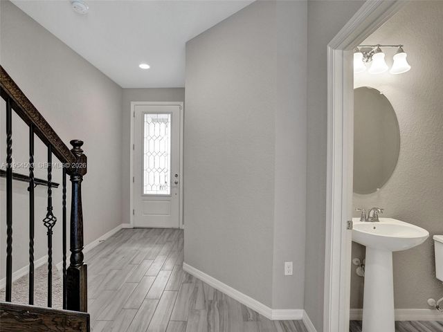 8330 Rearing Ln, Lake Worth, FL 33467