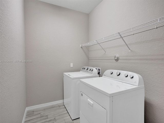 8330 Rearing Ln, Lake Worth, FL 33467