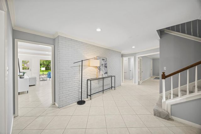 14010 Court Of Regents, Houston, TX 77069