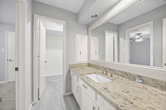 14010 Court Of Regents, Houston, TX 77069