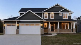 664 Round Rock, Howell, MI 48843