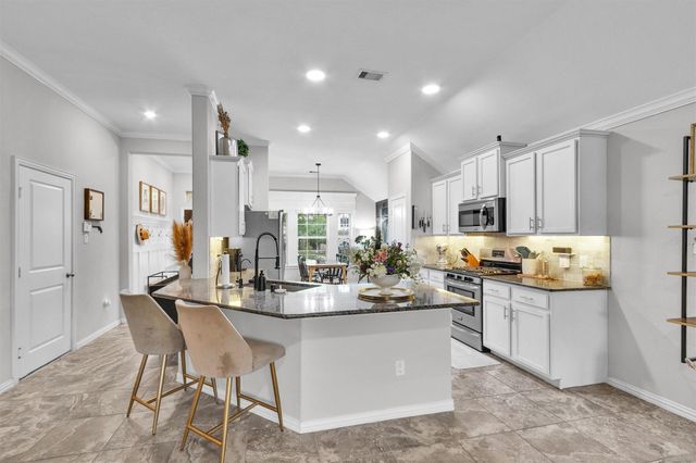2116 Moss Creek Lane, Conroe, TX 77304