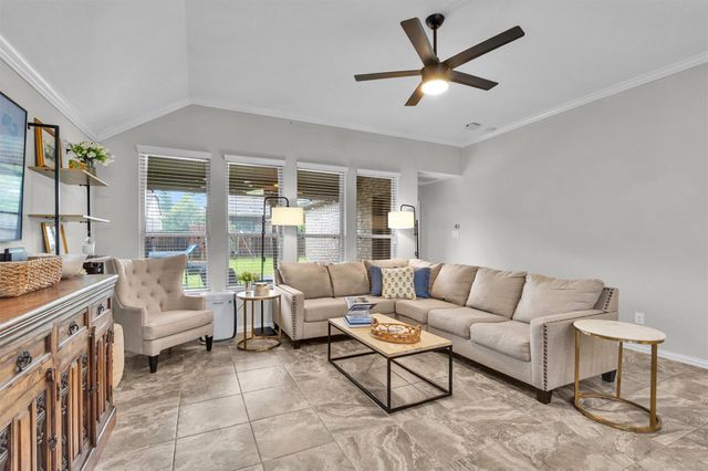 2116 Moss Creek Lane, Conroe, TX 77304