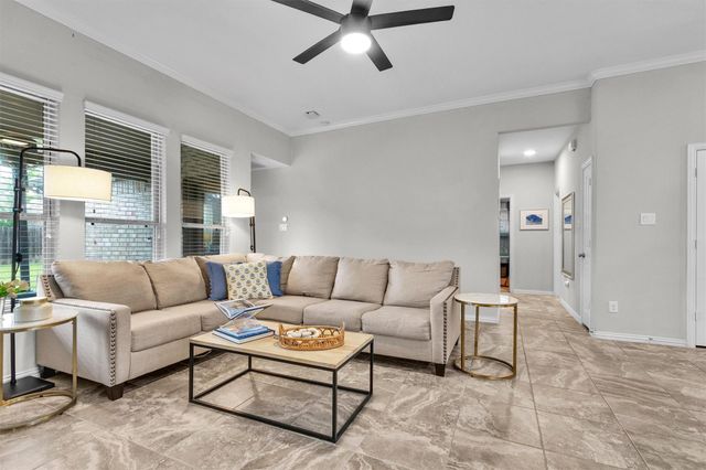 2116 Moss Creek Lane, Conroe, TX 77304