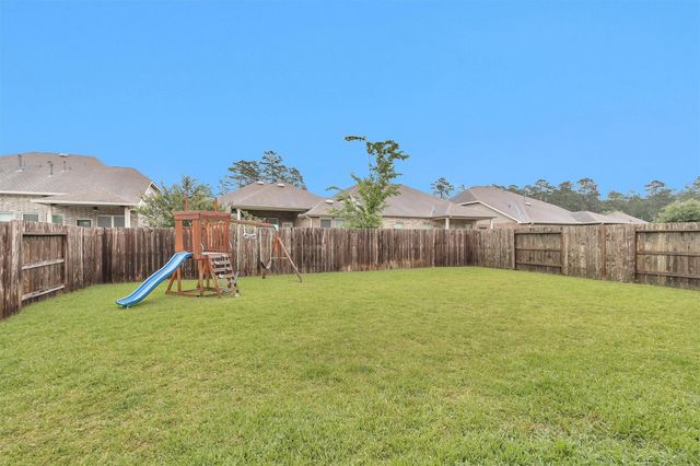 2116 Moss Creek Lane, Conroe, TX 77304