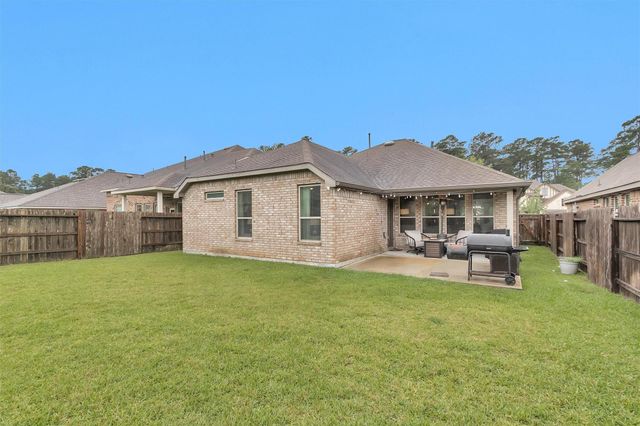 2116 Moss Creek Lane, Conroe, TX 77304