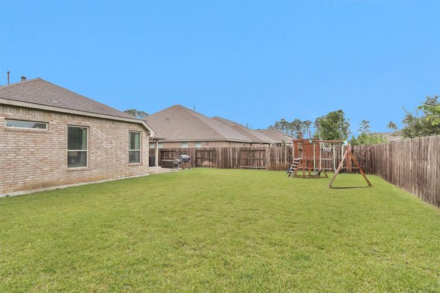 2116 Moss Creek Lane, Conroe, TX 77304