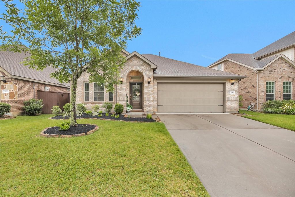 2116 Moss Creek Lane, Conroe, TX 77304