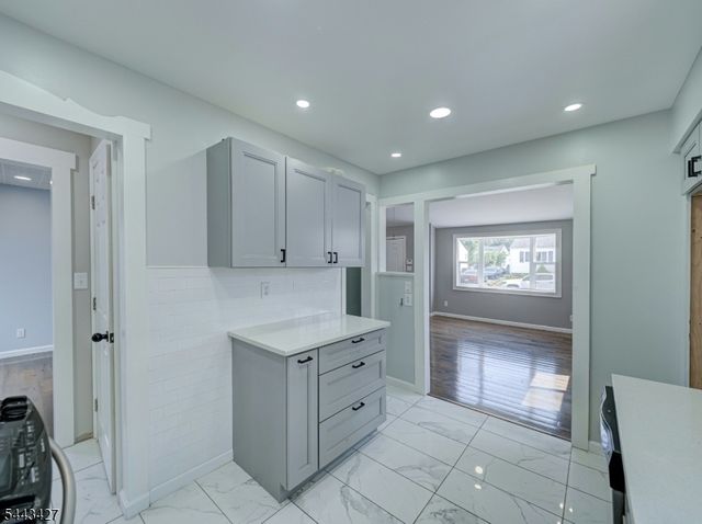 418 Harrison Ave, Manville Boro, NJ 08835