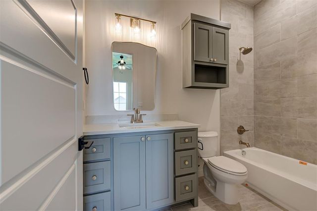 1408 Bound Brook Way, Arcadia, OK 73007