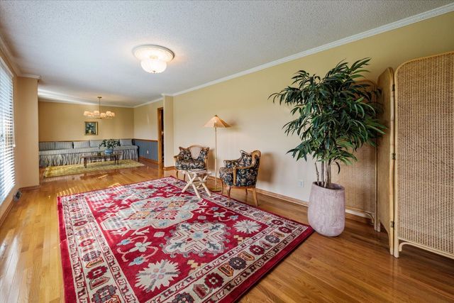 4018 Trotwood Ave, Columbia, TN 38401