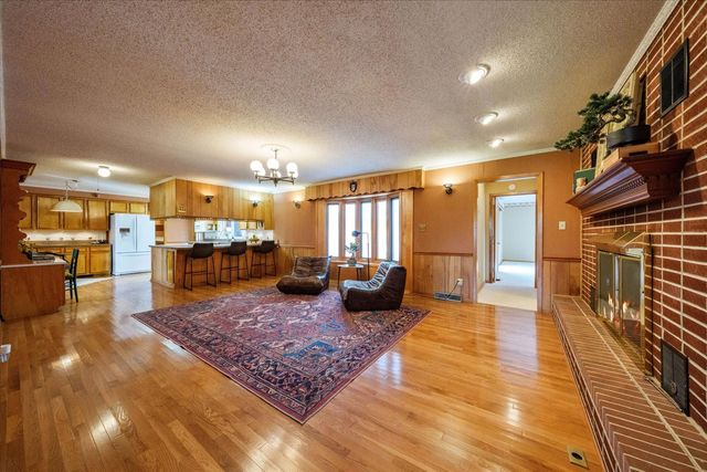 4018 Trotwood Ave, Columbia, TN 38401