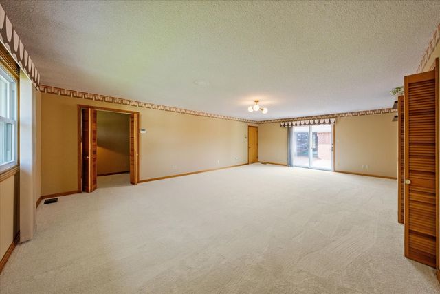 4018 Trotwood Ave, Columbia, TN 38401