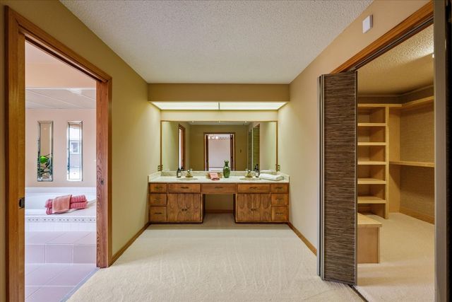 4018 Trotwood Ave, Columbia, TN 38401