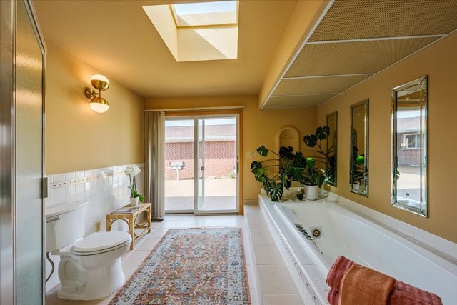 4018 Trotwood Ave, Columbia, TN 38401