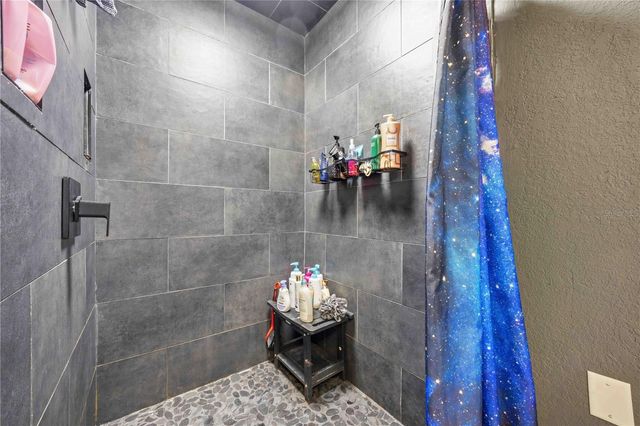 6704 WINTERSET GARDENS ROAD, Winter Haven, FL 33884