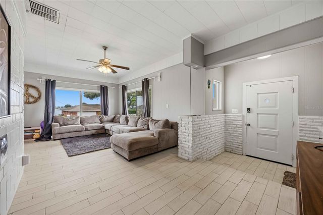 6704 WINTERSET GARDENS ROAD, Winter Haven, FL 33884