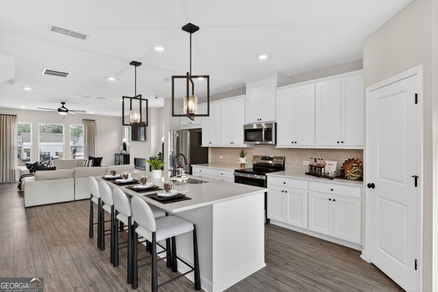 2730 Dreycott Lane, Lawrenceville, GA 30043