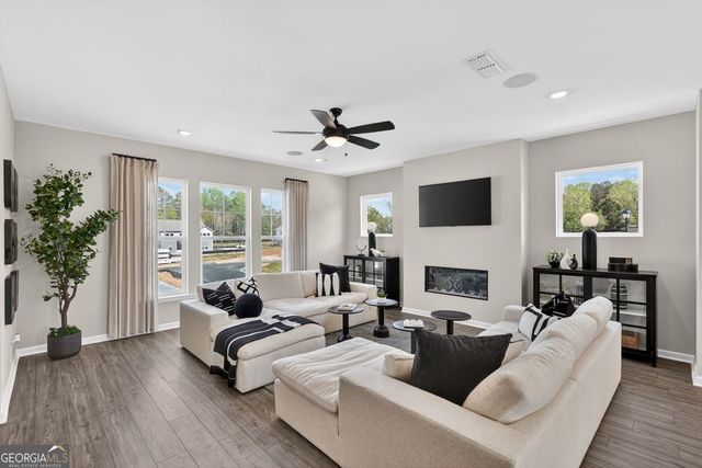 2730 Dreycott Lane, Lawrenceville, GA 30043
