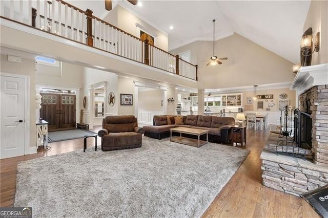 100 Hunting Valley Trail, Cumming, GA 30040