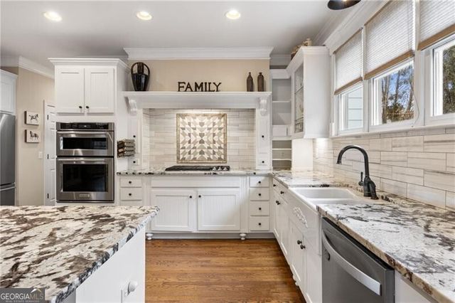 100 Hunting Valley Trail, Cumming, GA 30040