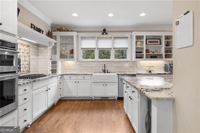 100 Hunting Valley Trail, Cumming, GA 30040