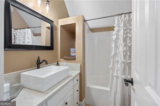 100 Hunting Valley Trail, Cumming, GA 30040