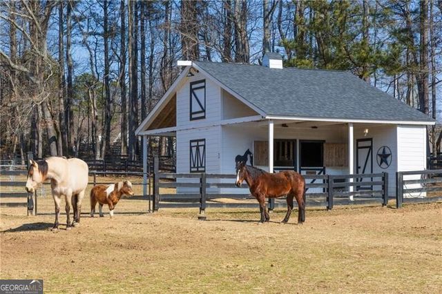 100 Hunting Valley Trail, Cumming, GA 30040