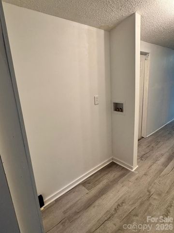 111 Cloverleaf Drive, Clover, SC 29710